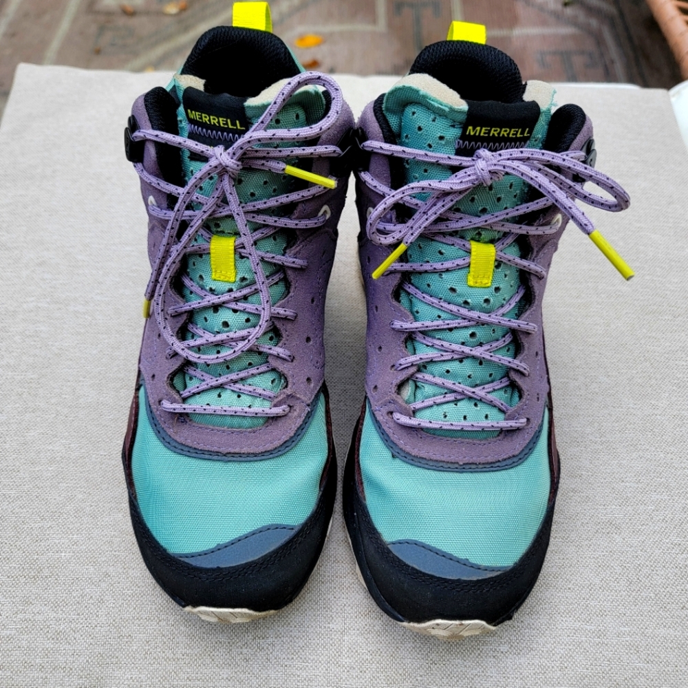 Speed Solo Mid Waterproof Hiking Boots - Women's SIZE 8.5